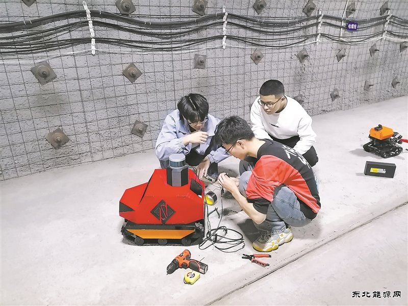 �������Ƽ���ѧ������Ǯ�߻��ࡱ